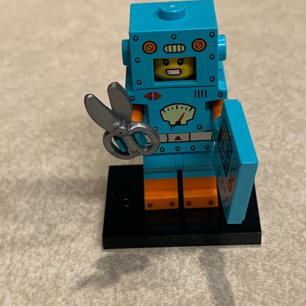 LEGO Cardboard Robot